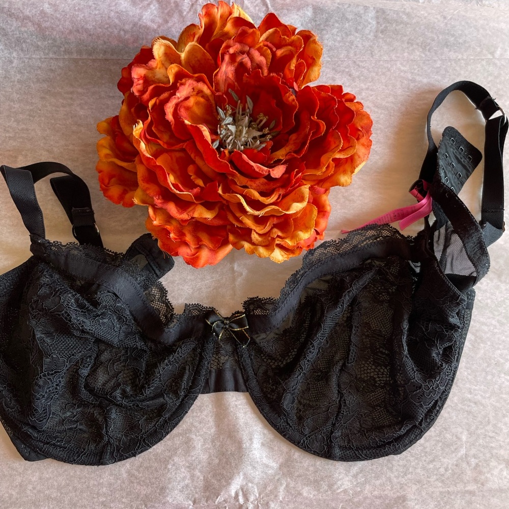 Betsey Johnson Brassiere